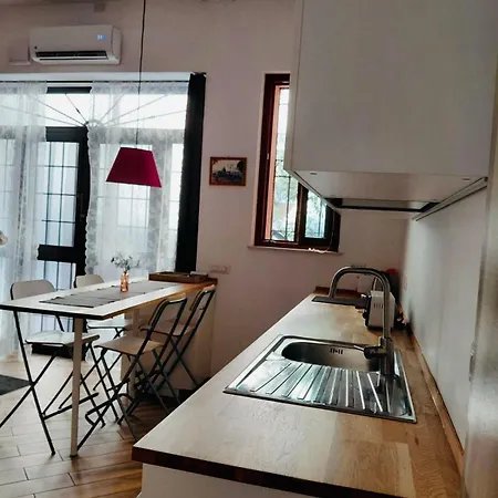 Holidays In At Luigi's - Trastevere * Roma